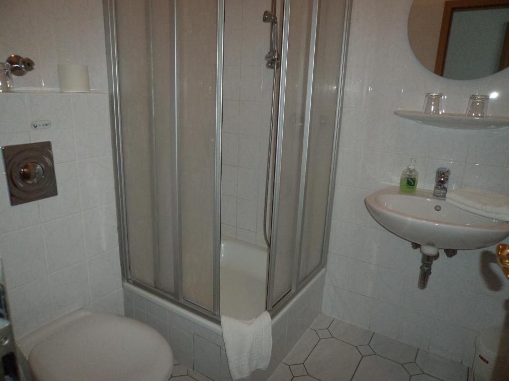 Hotel Albena - Garni Hotel Furstenwalde Bilik gambar